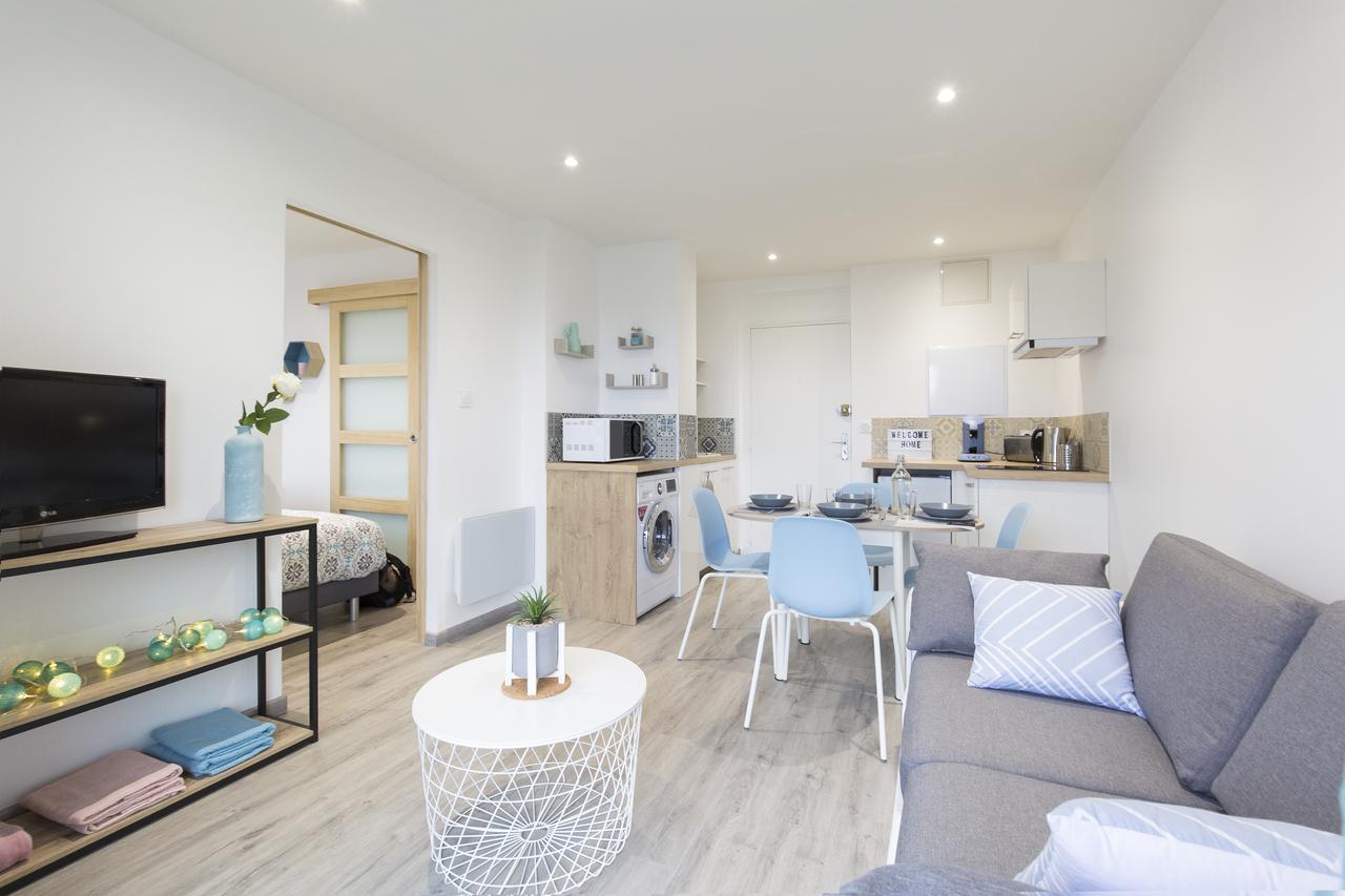 Parenthese - Le Marqui Apartment Lourdes Luaran gambar